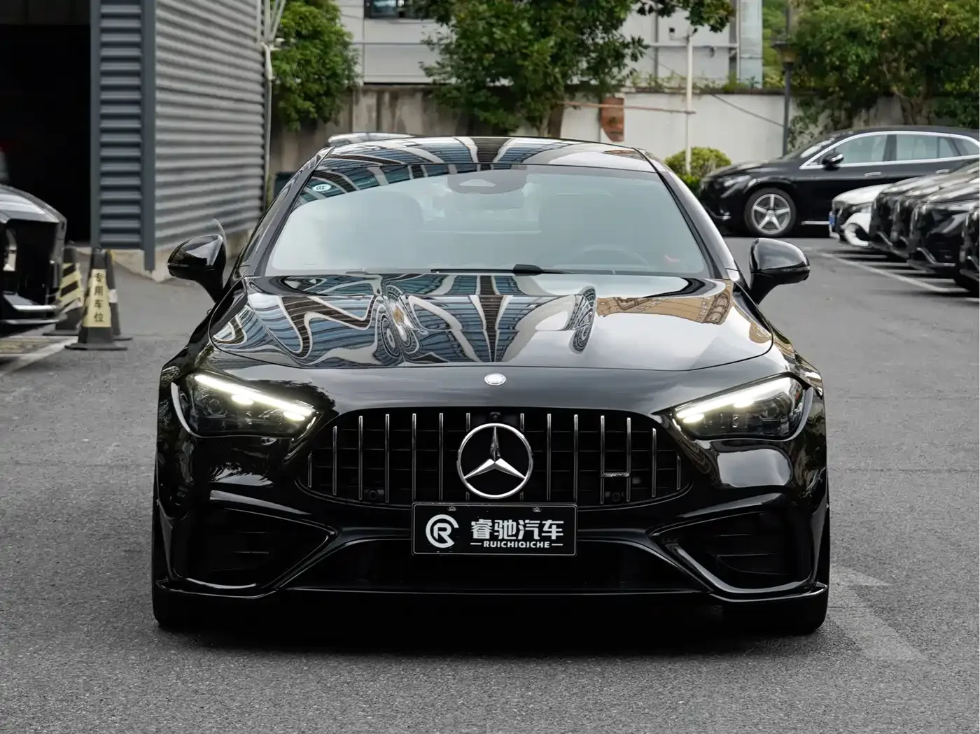 Mercedes-Benz Mercedes-AMG CLE 2025 AMG CLE 53 4MATIC+ Coupe — Фото автомобиля 2