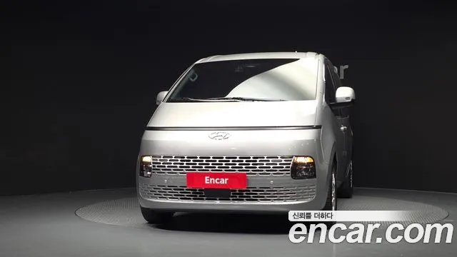 Hyundai Staria — Фото автомобиля 3