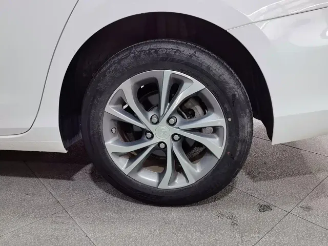 Buick Verano — Фото автомобиля 17