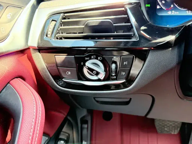BMW 5 Series — Фото автомобиля 27