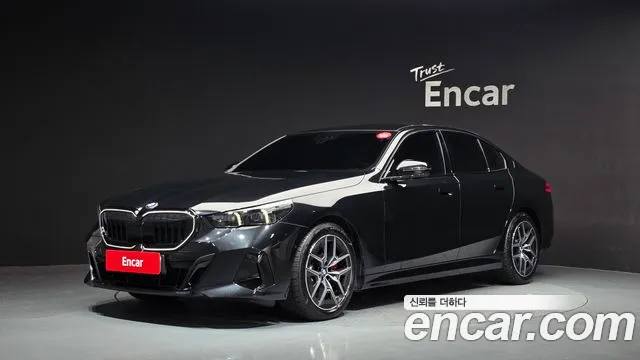 Фотография автомобиля — BMW 5 Series G60