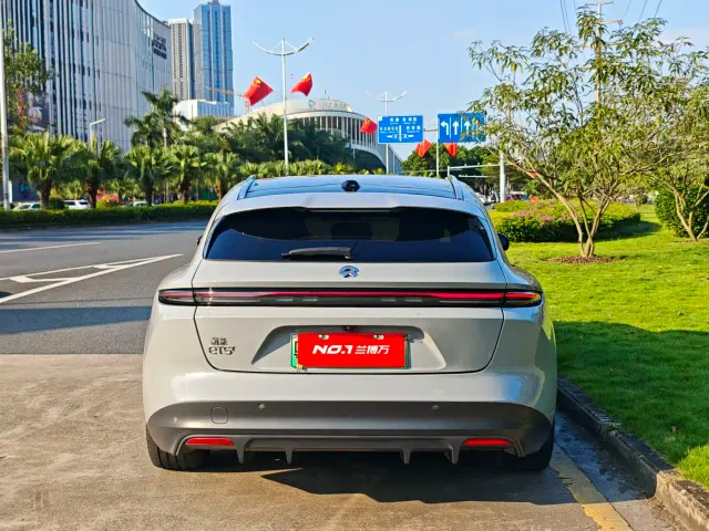 Nio ET5 Touring — Фото автомобиля 5