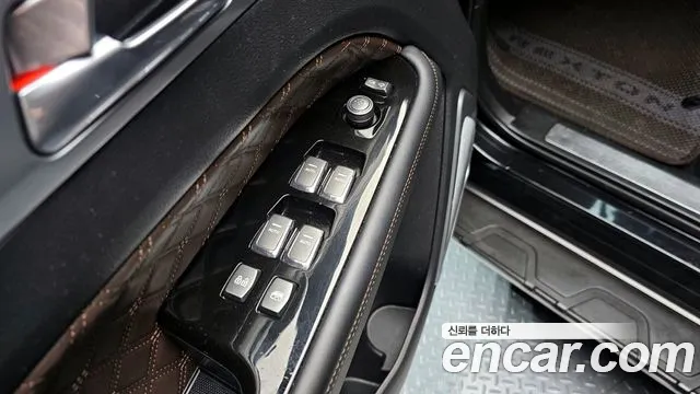 KG_Mobility_Ssangyong Rexton All Rexton Дизель 2.2 4WD — Фото автомобиля 17