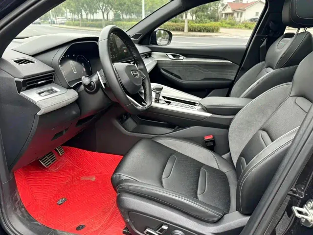 Geely Xingrui — Фото автомобиля 8