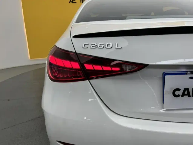 Mercedes-Benz C-Class — Фото автомобиля 10