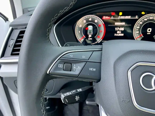 Audi Q5L — Фото автомобиля 21