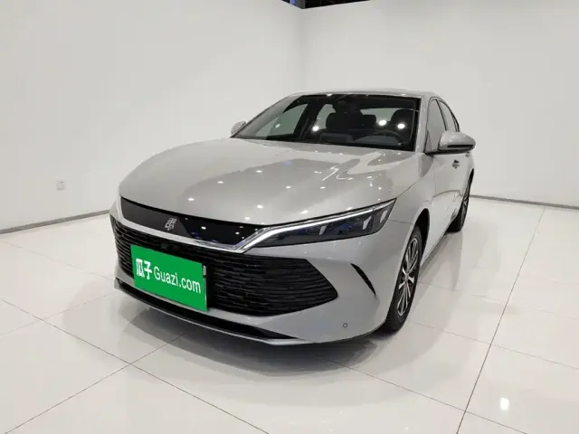 Фотография автомобиля — BYD Qin L