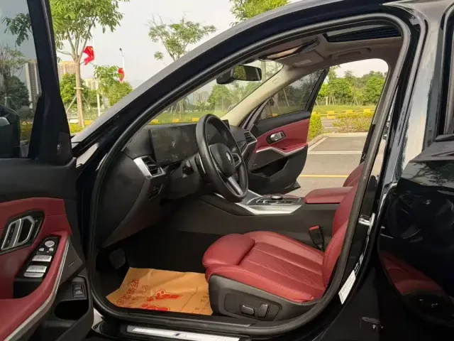 BMW 3 Series — Фото автомобиля 7