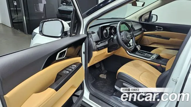 Kia Canival Carnival 4 поколение Бензин 9 мест Prestige — Фото автомобиля 10