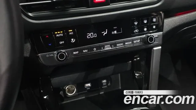 Kia Seltos Новый Seltos Бензин 2.0 2WD — Фото автомобиля 18