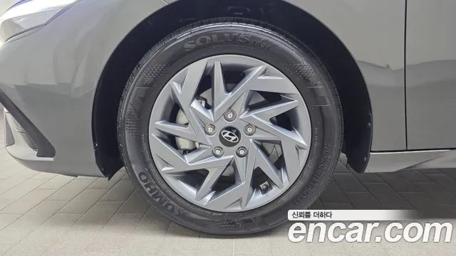 Hyundai AVANTE Новый Avante (CN7) — Фото автомобиля 5