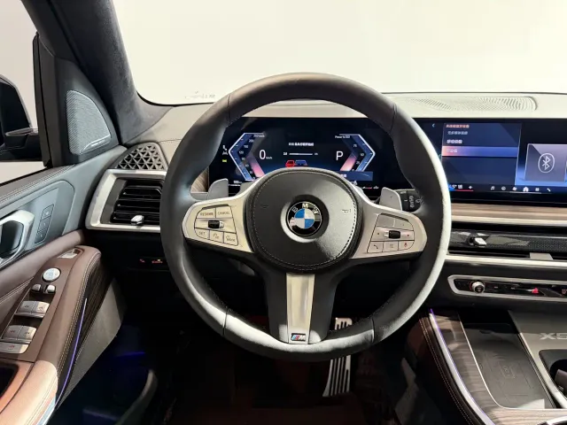BMW X5 — Фото автомобиля 10