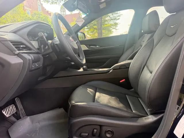 Cadillac CT4 — Фото автомобиля 7