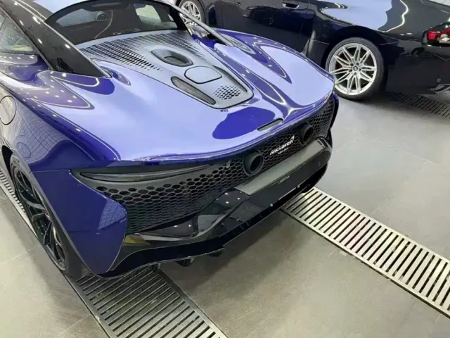 McLaren Artura — Фото автомобиля 12