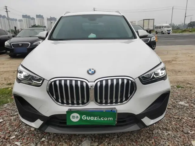 BMW X1 — Фото автомобиля 2