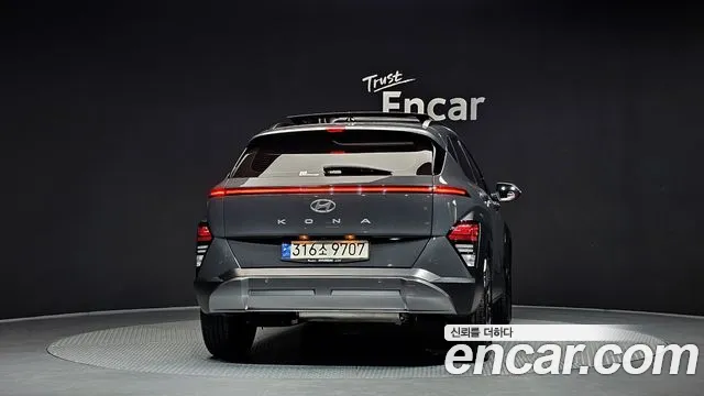 Hyundai Kona SX2 — Фото автомобиля 4