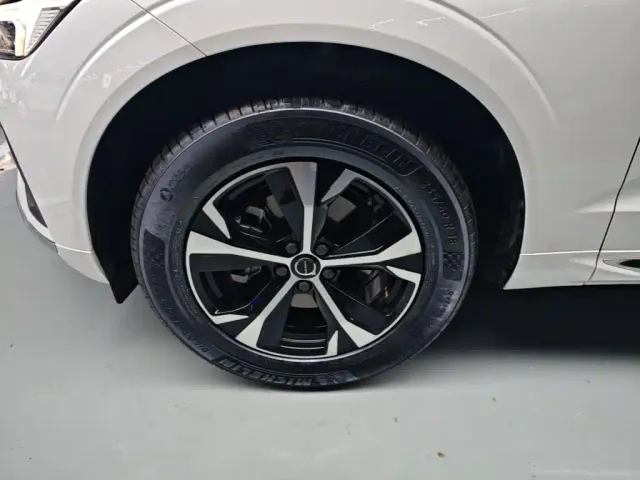 Volvo XC60 — Фото автомобиля 22