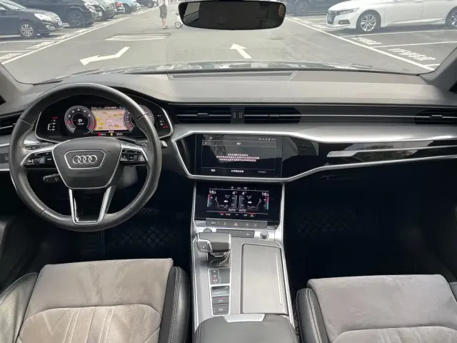 Audi A6L — Фото автомобиля 9
