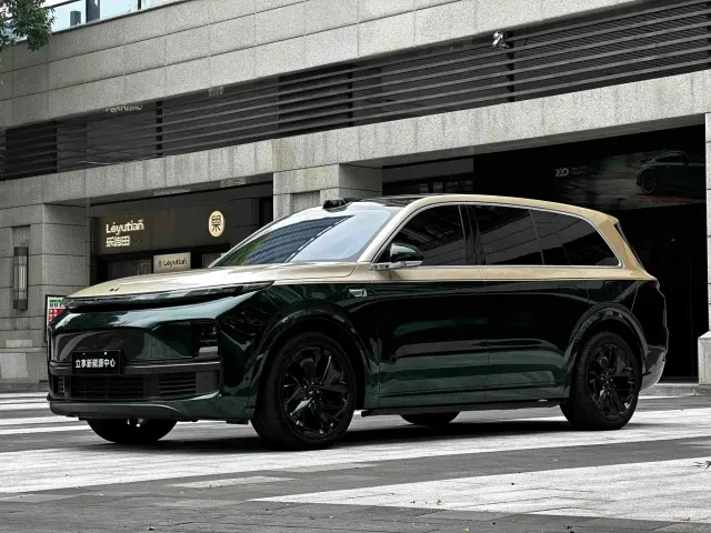 Li Auto L9 — Фото автомобиля 2