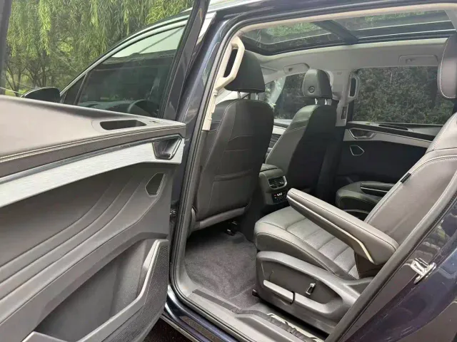 Volkswagen Talagon — Фото автомобиля 7