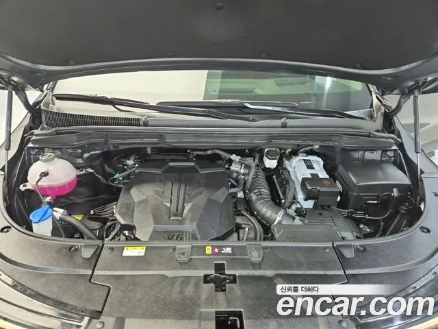 Kia Carnival Generation 4 — Фото автомобиля 5