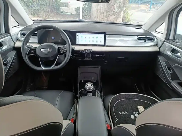 Geely Geometry E Firefly — Фото автомобиля 9
