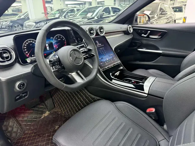 Mercedes-Benz C-Class — Фото автомобиля 6