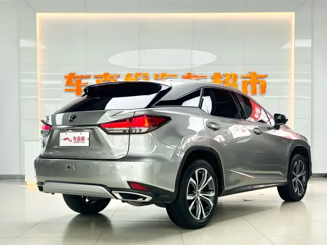 Lexus RX — Фото автомобиля 5