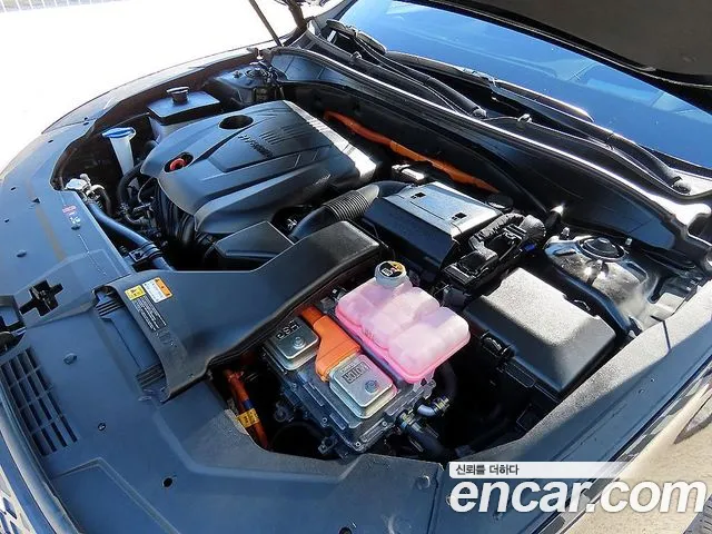 Hyundai Grandeur (New) Hybrid — Фото автомобиля 19