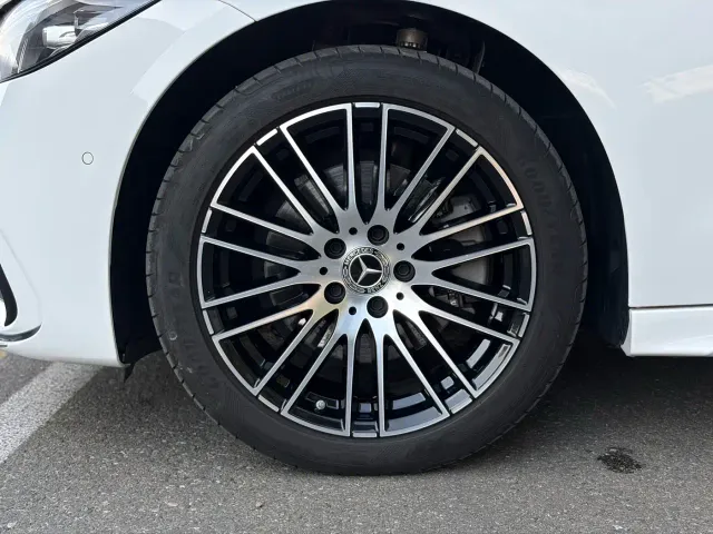Mercedes-Benz C-Class — Фото автомобиля 4