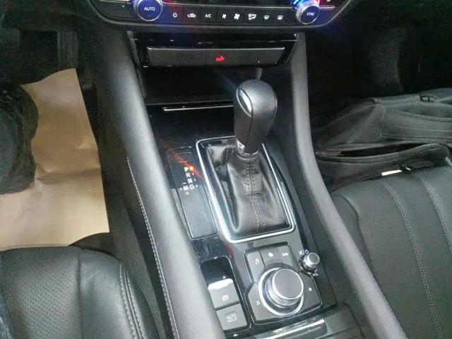 Mazda Atenza — Фото автомобиля 9