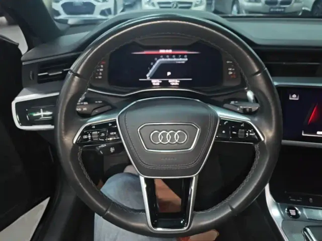 Audi A6L — Фото автомобиля 10