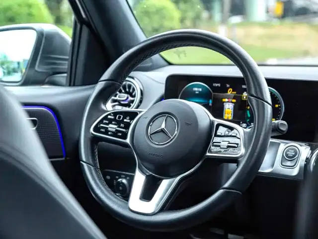 Mercedes-Benz GLB-Class — Фото автомобиля 6