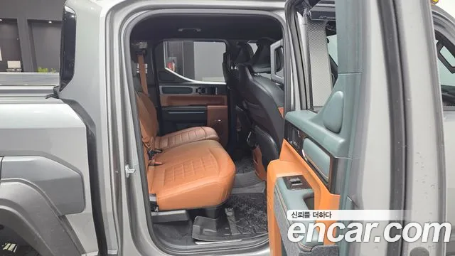 Kia Tasman Tasman 2.5T Бензин 4WD — Фото автомобиля 8