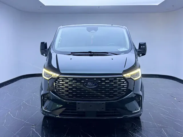 Ford Tourneo — Фото автомобиля 2