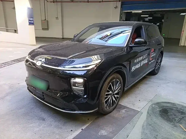 Фотография автомобиля — Changan Qiyuan Q07