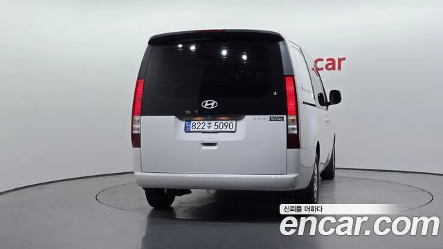 Hyundai Staria Staria L3.5 Карго 5 мест — Фото автомобиля 4