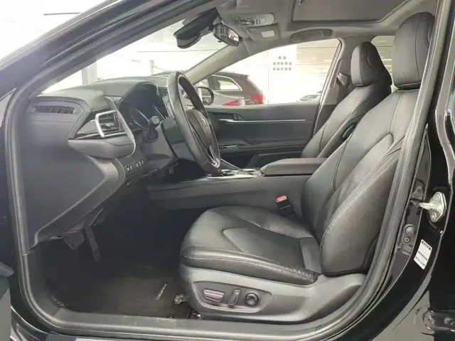 Toyota Camry — Фото автомобиля 5