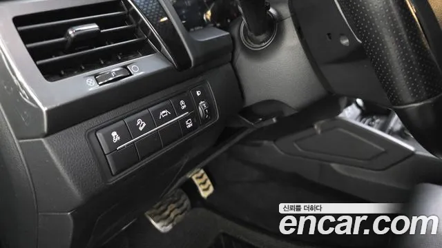 KG_Mobility_Ssangyong Rexton — Фото автомобиля 29
