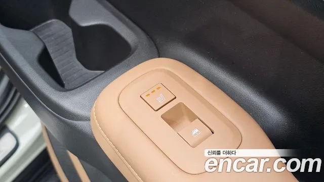 Hyundai Santafe Santa Fe (MX5) Бензин 2.5T 2WD — Фото автомобиля 27