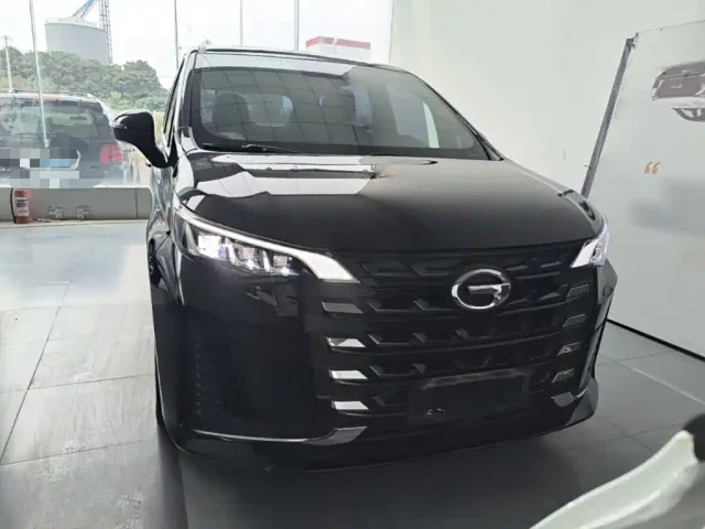 GAC Trumpchi M6 — Фото автомобиля 2
