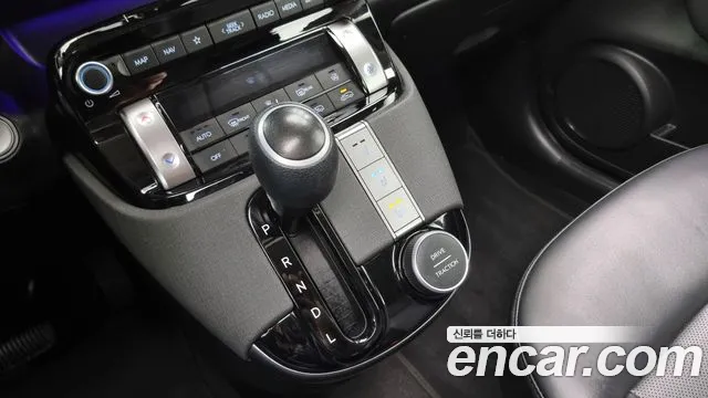 Hyundai Casper Casper Essential — Фото автомобиля 9