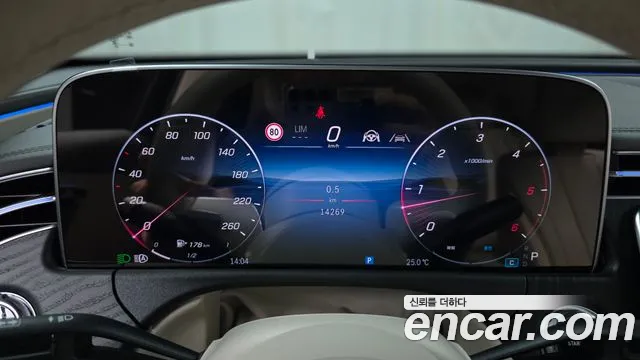 Mercedes-Benz E-Class — Фото автомобиля 8
