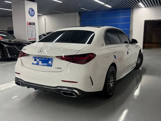 Mercedes-Benz C-Class — Фото автомобиля 12
