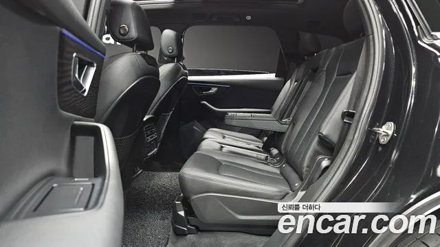 Audi Q7 45 TDI quattro Premium — Фото автомобиля 9