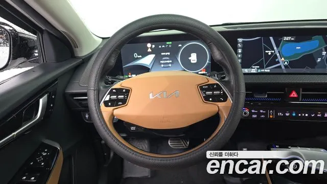Kia EV6 — Фото автомобиля 19
