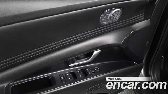 Hyundai AVANTE Новый Avante (CN7) — Фото автомобиля 18