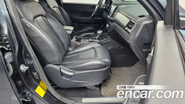 KG_Mobility_Ssangyong Rexton Новый Rexton Sport Дизель 2.2 2WD — Фото автомобиля 10