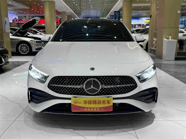 Mercedes-Benz A-Class — Фото автомобиля 2