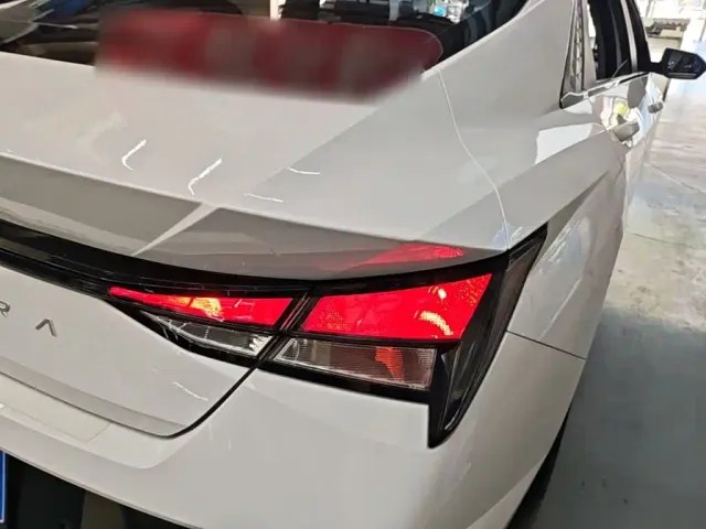 Hyundai Elantra — Фото автомобиля 7